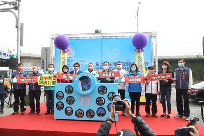 永和博愛陸橋電梯暨堤外無障礙牽引道啟用儀式，創造更友善環境。