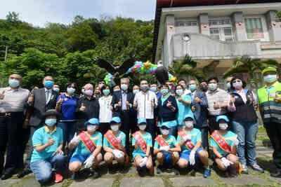 侯友宜參加五股區成州國小100週年校慶