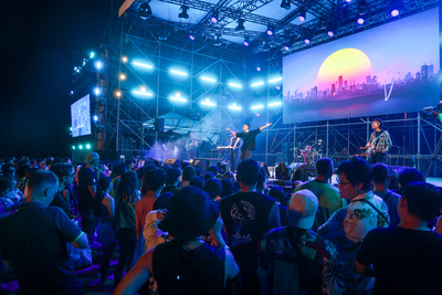 新北市河海音樂季—貢寮國際海洋音樂祭，去年海洋大賞得主烏流熱情演出