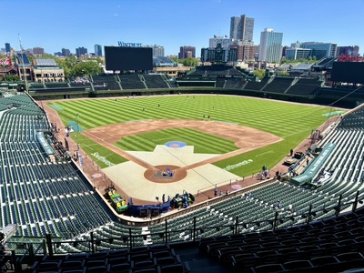 Wrigley Field自1914年啟用，是美國職棒大聯盟（MLB）歷史第二悠久的球場