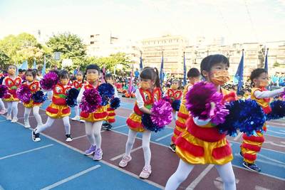 百歲歡慶・校友回娘家