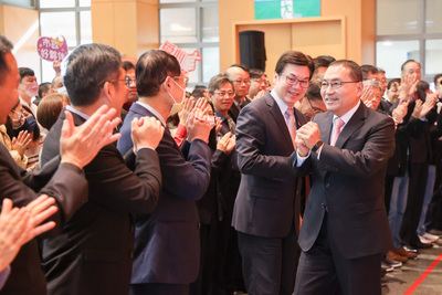 侯友宜與市府團隊齊聚市府大禮堂參加新春團拜活動