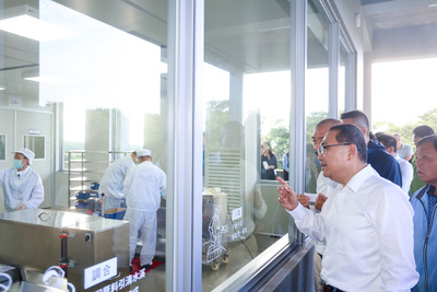 侯友宜參觀「北海明珠地方創生基地」。