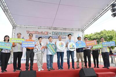 雙北公共自行車系統自9月起引進YouBike2.0E電輔車，新北市長侯友宜偕臺北市長蔣萬安宣布結合雙北通勤綠廊，攜手打造綠運輸