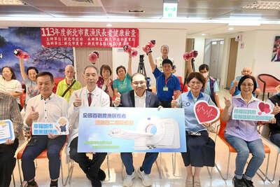 新北市全國首創提供農漁民長者8大項免費健檢，今年加碼進行心血管二階段檢查