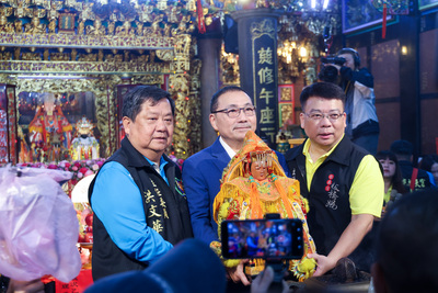 侯友宜前往參拜祈福，祈求媽祖保佑市民安居樂業。