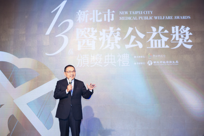 侯友宜感謝醫師及醫事人員守護新北市民健康。