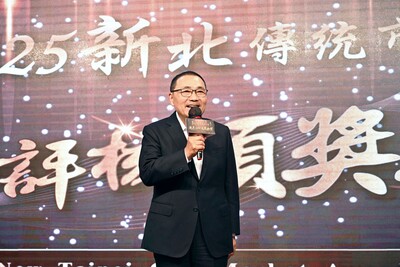 侯友宜今（1）日出席「2025新北市傳統市場競賽評核頒獎典禮」