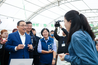 新北好茶冬韻展售會於12月6、7、13、14日在坪林茶業博物館旁廣場舉行，侯友宜歡迎大家來坪林旅遊，品嘗百萬冠軍茶的好滋味。