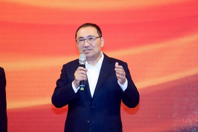 新北市長侯友宜勉勵救護義消們持續守護市民生命安全