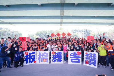 今年也提升健康檢查補助至每2年每人5,000元，並增設肺部低劑量電腦斷層檢查項目，更周全地守護隊員的健康。