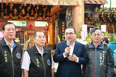 新北市長侯友宜今（1）日出席擺接義塚大墓公清明祭祀大典。