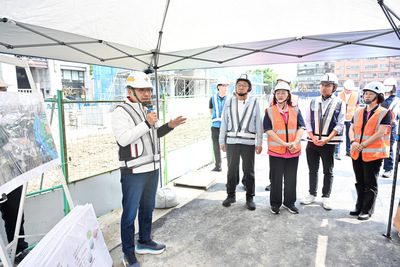 市長指示施工團隊強化工區動線分流與防護措施，降低對師生活動影響，確保教學環境安全無虞。