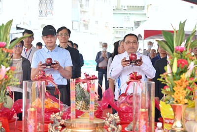 板橋富豪社區自主都更案動土祈福典禮