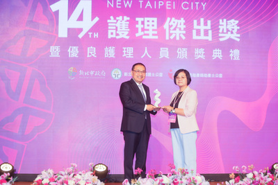 侯友宜感謝白衣天使守護新北市民健康。