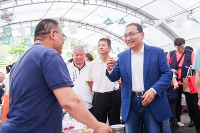 侯友宜歡迎喜愛喝茶的民眾把握機會品嘗及選購。