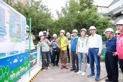 板橋區基層建設督導，侯友宜：優化公共設施，全力提升居住品質。