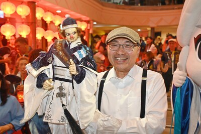 今年點燈儀式首度攜手臺灣本土經典偶戲IP「霹靂布袋戲」