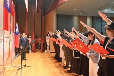 今年共有97位學校校長及4位幼兒園園長完成教育使命傳承。