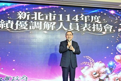 侯友宜表示，調解委員會是維護地方和諧的重要橋樑，也是司法體系不可或缺的前哨站，透過情理法及專業協調機制，成功為市民排解紛爭，節省訴訟成本，共同維護社會和諧。