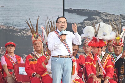「115年新北市原住民族聯合文化活動」今（12）日在新北市政府市民廣場登場，以「以海為路」為主題，串聯臺灣原住民族與南島語族文化交流。