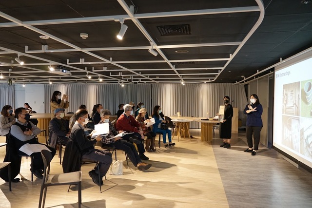 學習型城市計畫會議，本處國際事務科科長郭婉伶及同仁分享2021新北VLR
