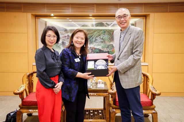 副市長謝政達與美國加州庫柏蒂諾市魏虹市長