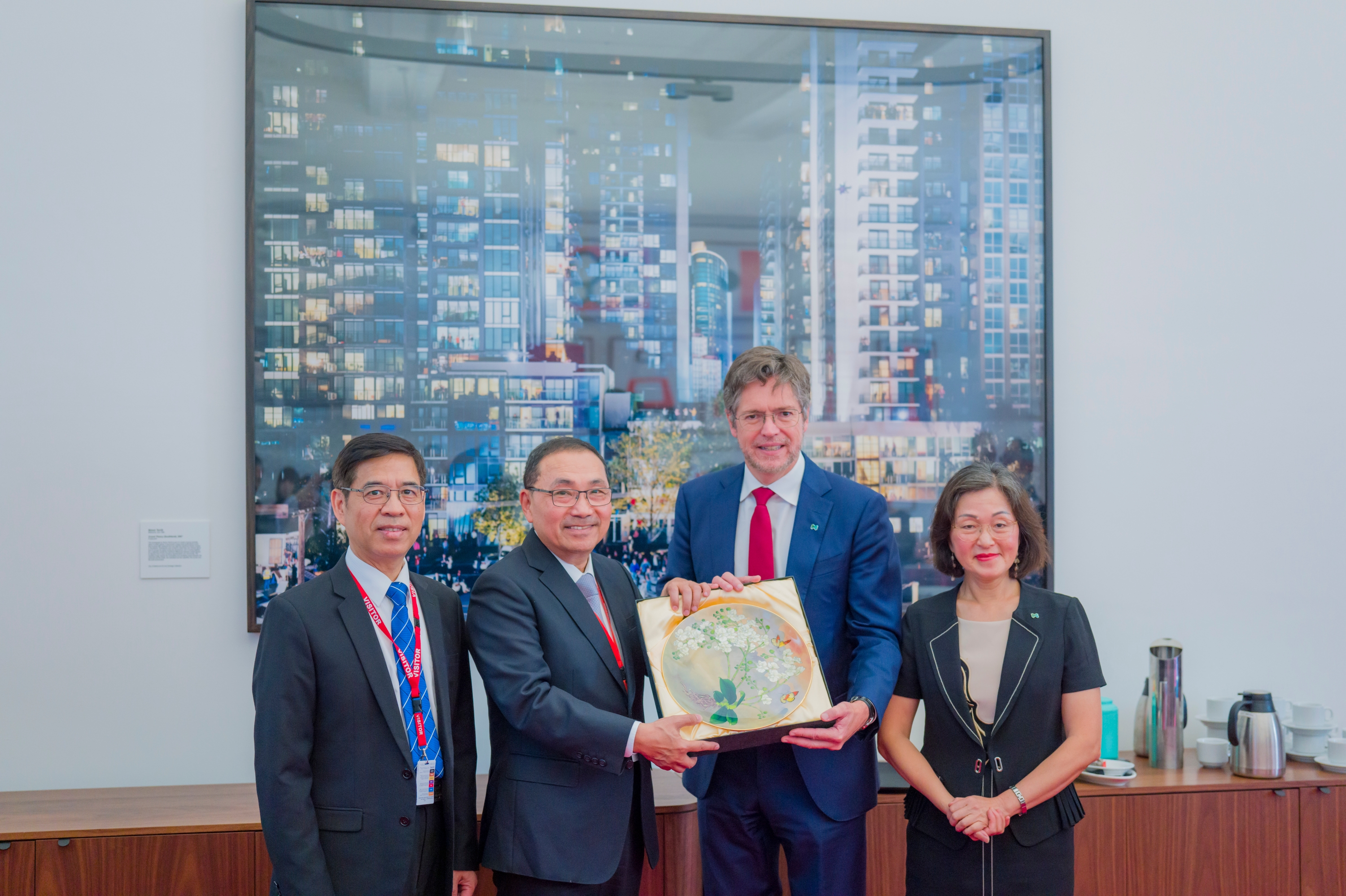 新北市長侯友宜與墨爾本市長會面交流